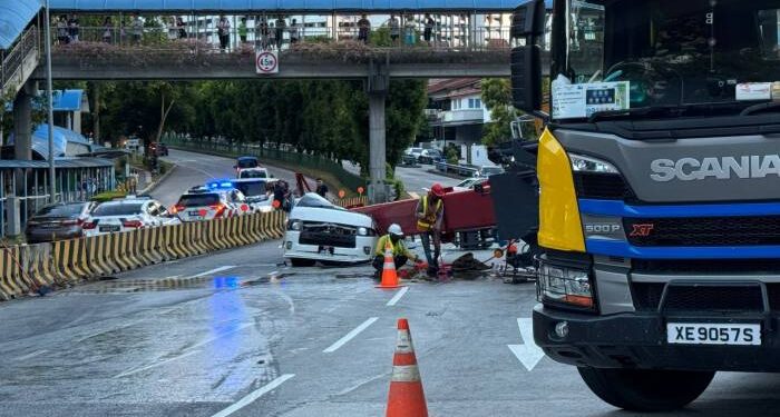 Crane crushes van in Sengkang: Police arrest crane operator, 49, for ...